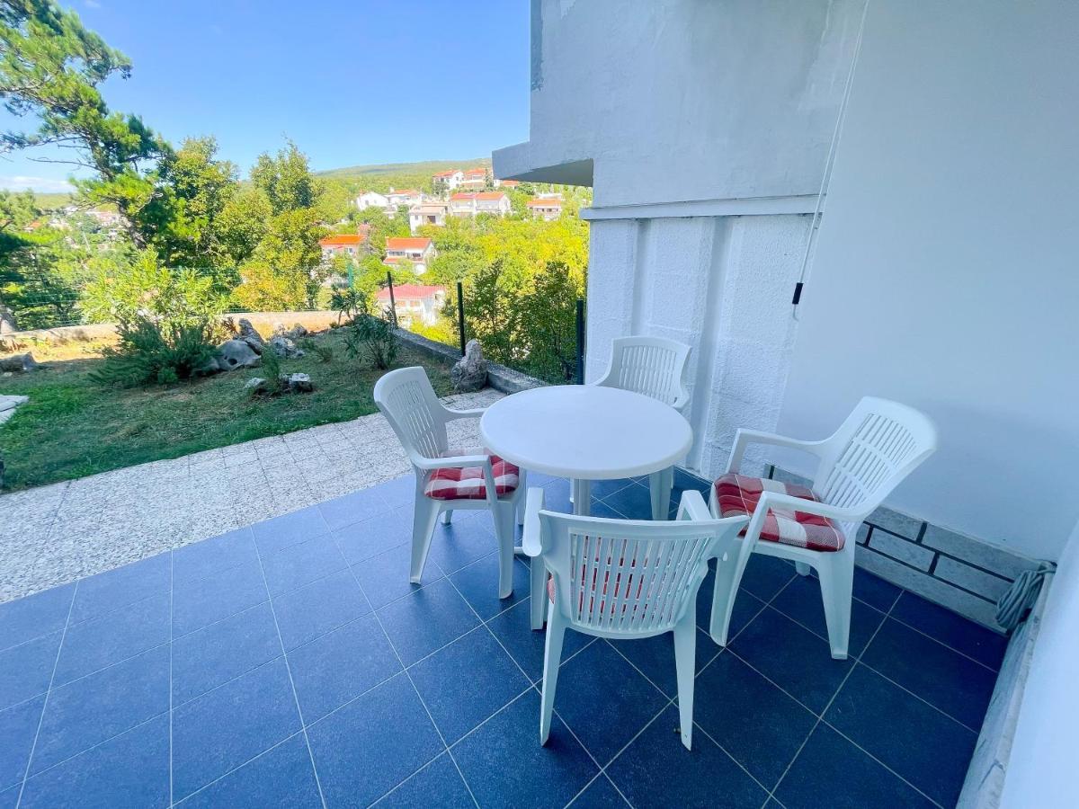 Apartmani Combaj Jadranovo Zewnętrze zdjęcie