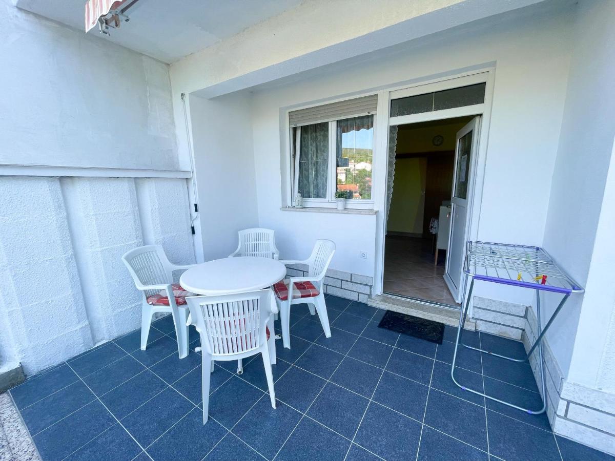 Apartmani Combaj Jadranovo Zewnętrze zdjęcie