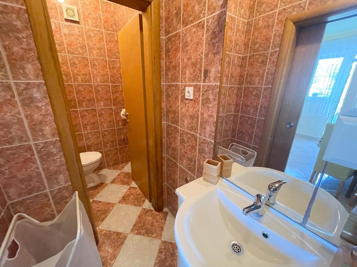 Apartmani Combaj Jadranovo Zewnętrze zdjęcie