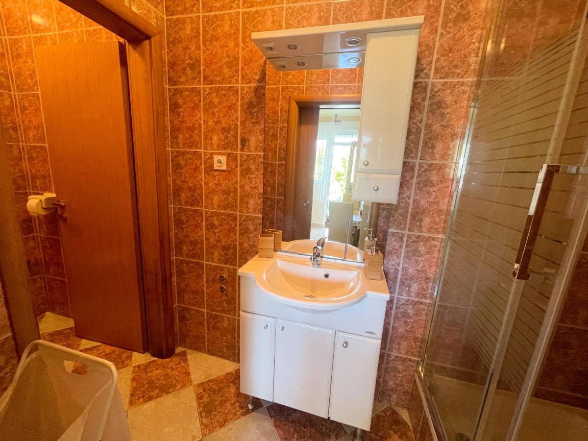 Apartmani Combaj Jadranovo Zewnętrze zdjęcie